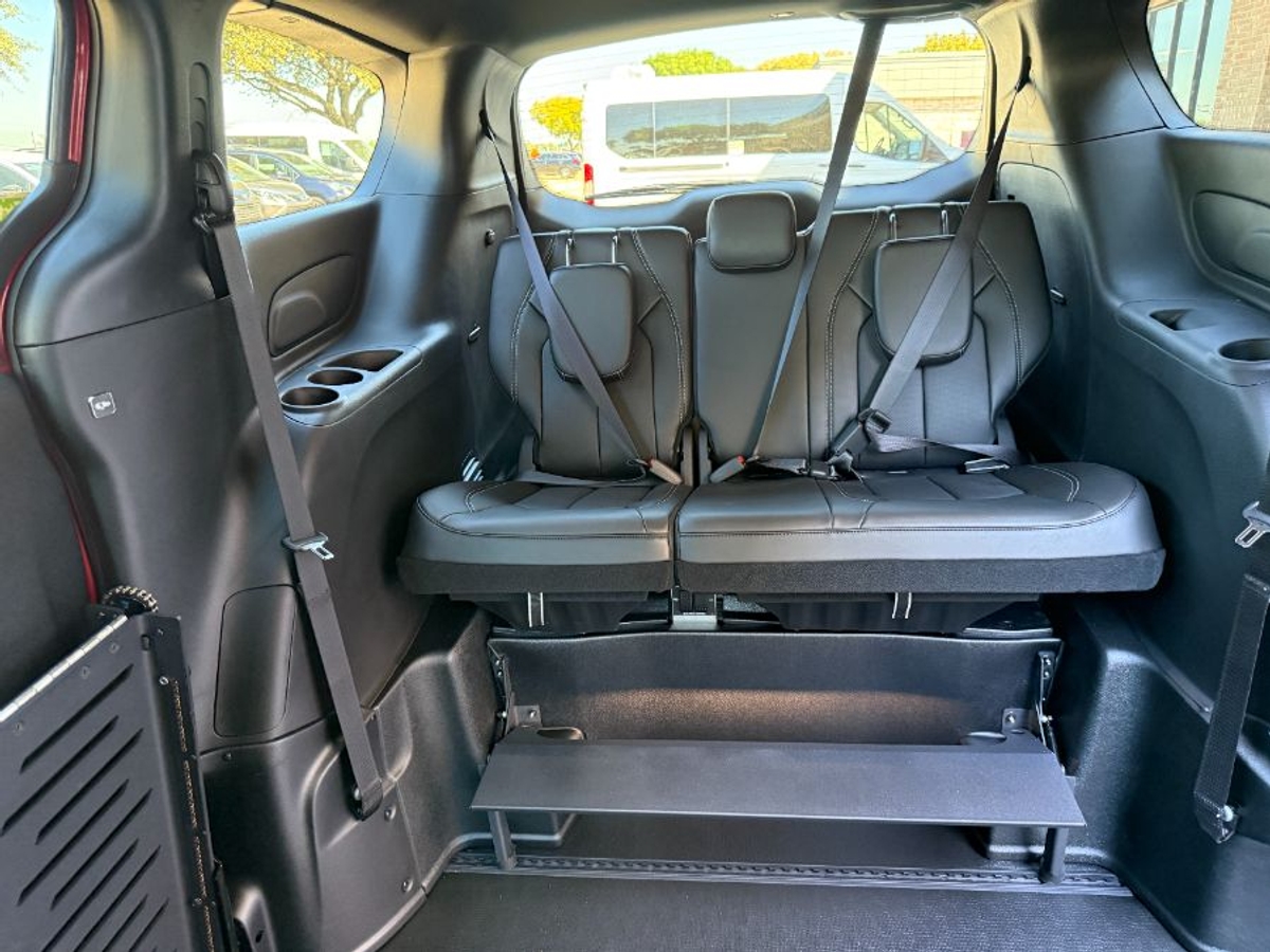 2025 CHRYSLER PACIFICA - Image 14