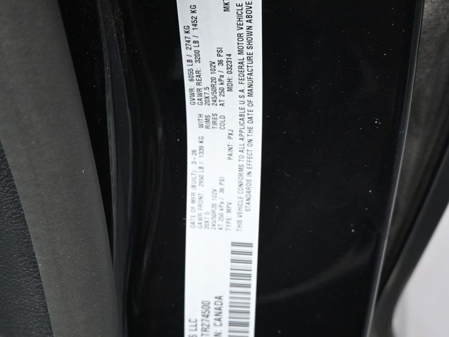 New 2026 Chrysler Pacifica Select Sport - BraunAbility Side Entry Fold Out Automatic Ramp