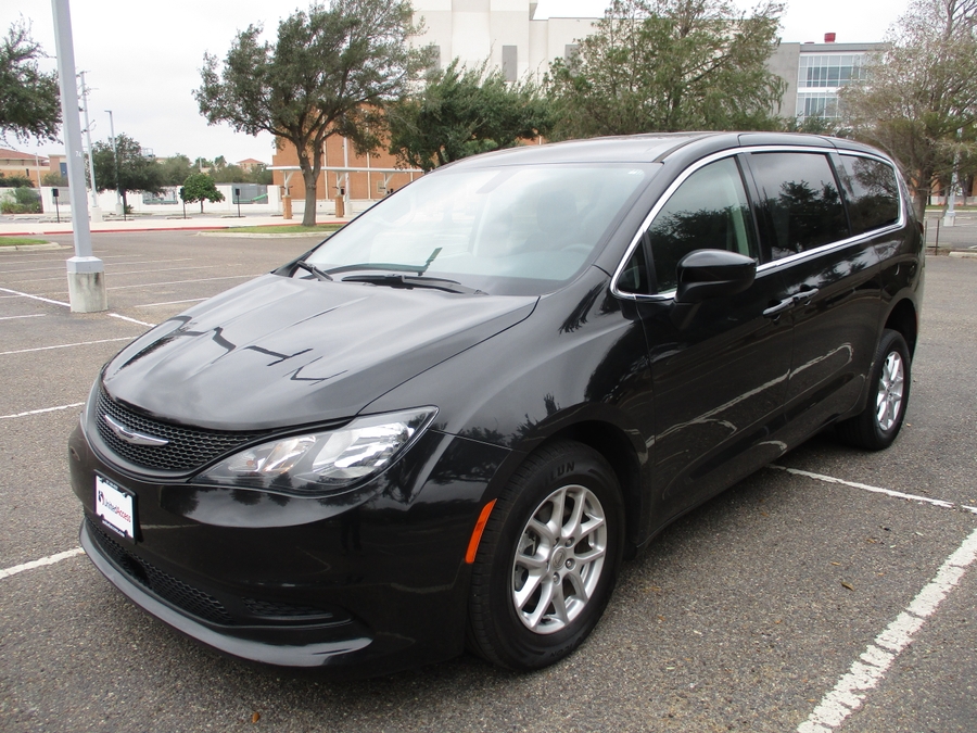 Used 2022 Chrysler Voyager LX - ATS Rear Entry Entry Fold Out Manual Ramp