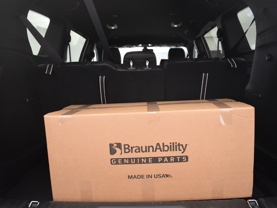 New 2026 Chrysler Voyager LX - BraunAbility Commercial Side Entry In Floor Manual Ramp