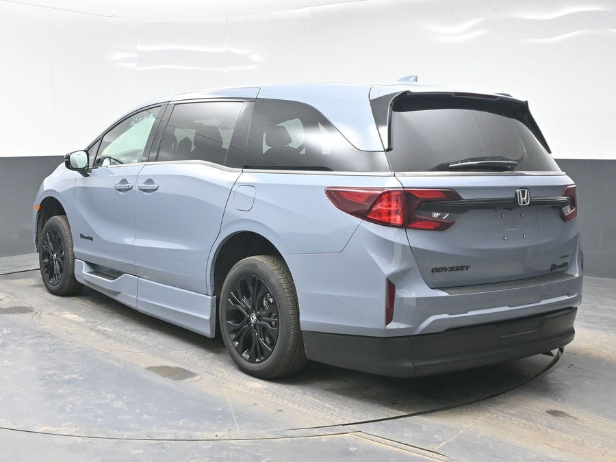New 2026 Honda Odyssey Sport - BraunAbility Side Entry Entry In Floor Automatic Ramp