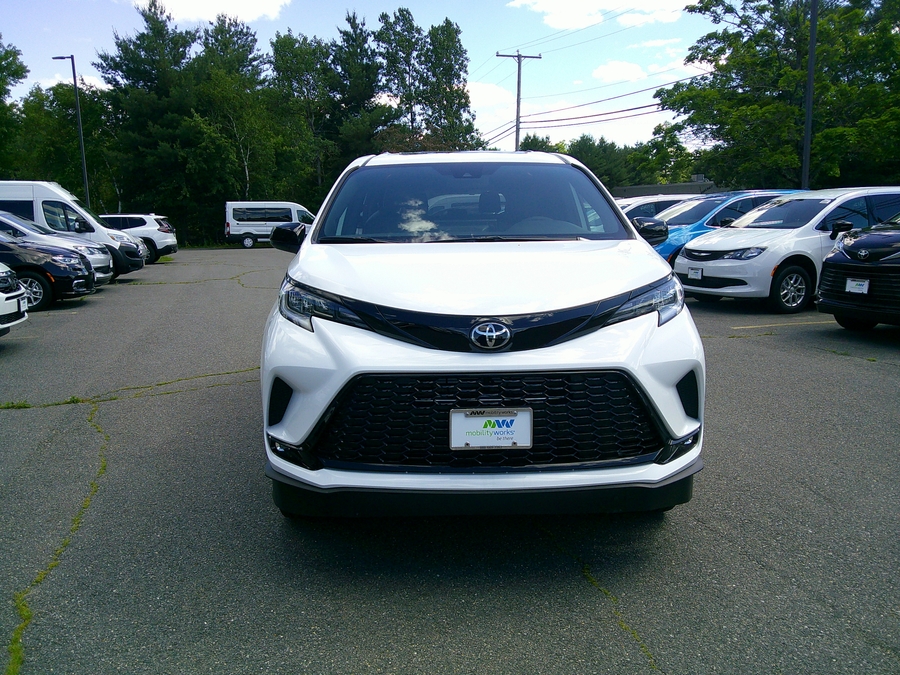 Blanco Toyota Sienna número de imagen 3