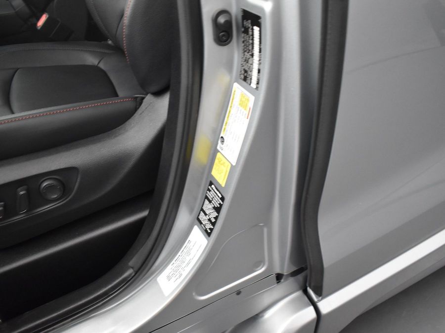 New 2025 Toyota Sienna Hybrid XSE Sport - BraunAbility Side Entry Entry Fold Out Automatic Ramp