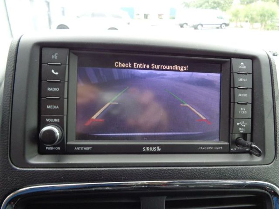 Used 2018 Dodge Grand Caravan SXT - BraunAbility Side Entry Entry Fold Out Automatic Ramp