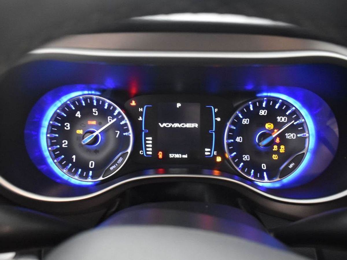 2023 CHRYSLER VOYAGER - Image 16