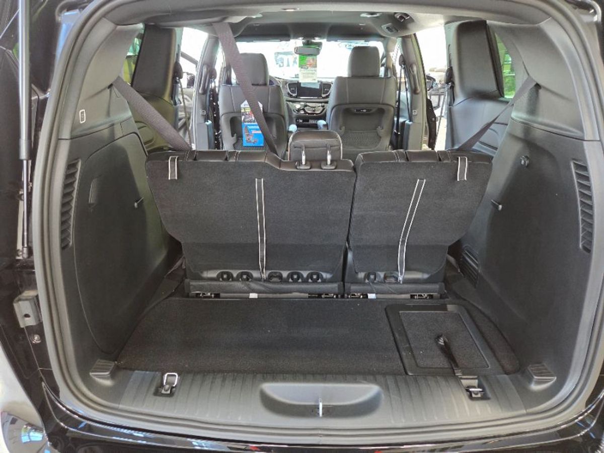 2025 CHRYSLER PACIFICA - Image 13
