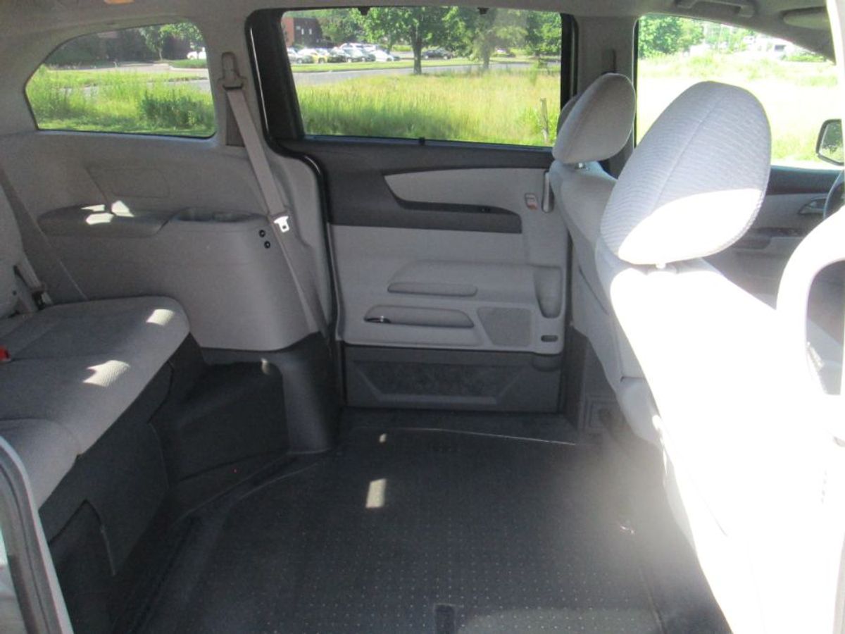  Honda Odyssey image number 11