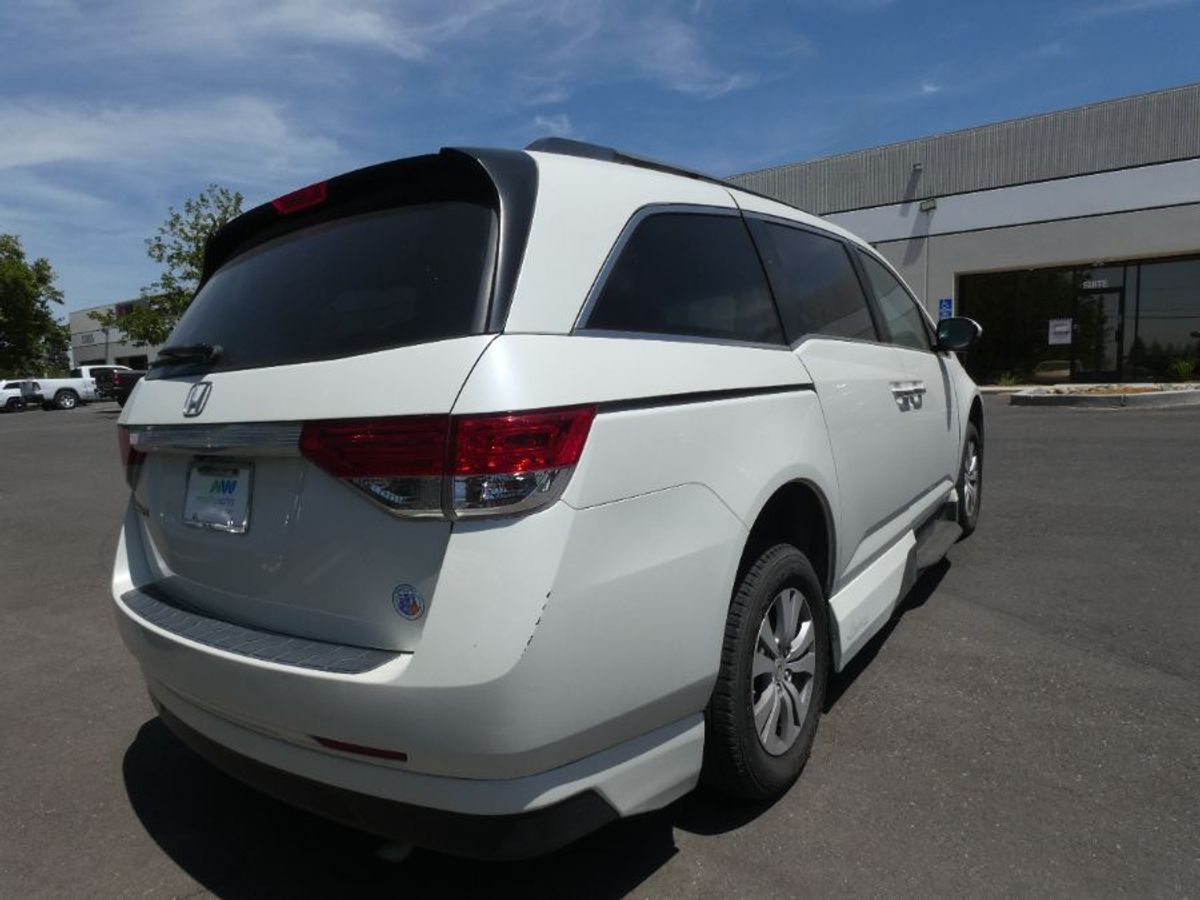  Honda Odyssey image number 11
