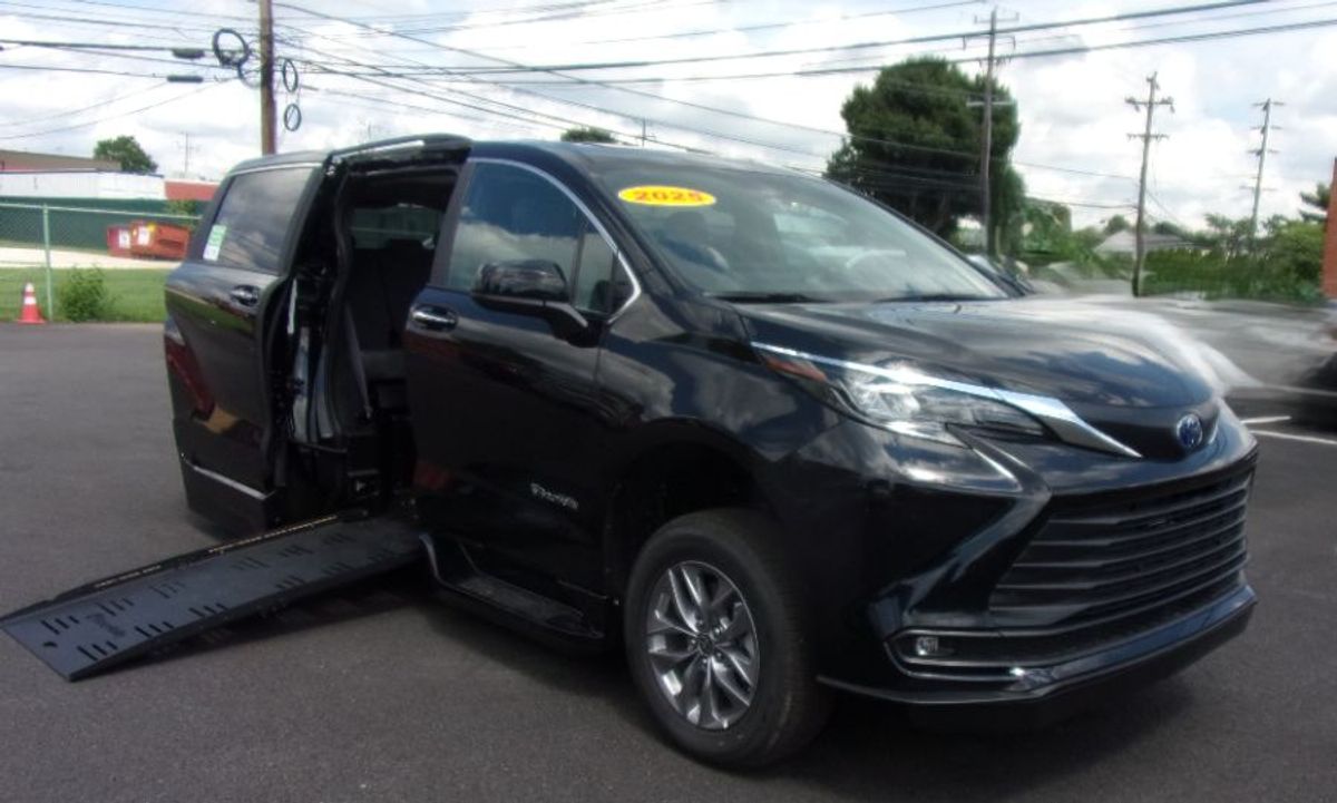 Black Toyota Sienna with Side Entry Automatic Fold Out ramp