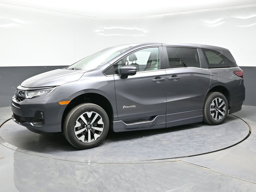 Grey Honda Odyssey image number 2