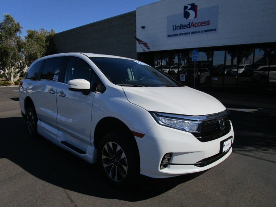 Used 2023 Honda Odyssey EX-L - VMI Side Entry Entry In Floor Automatic Ramp