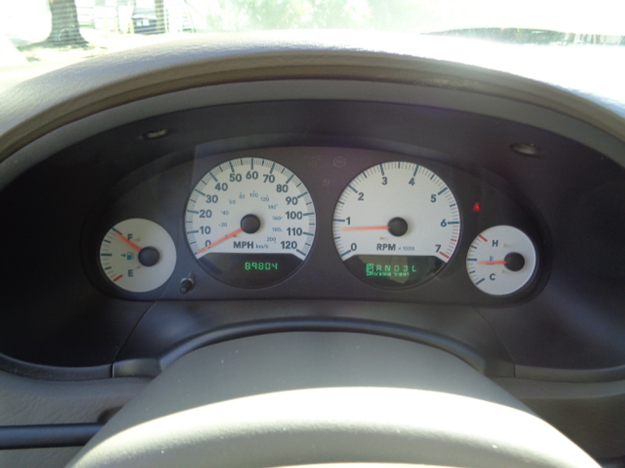 Used 2005 Dodge Grand Caravan SE - BraunAbility Side Entry Entry Fold Out Automatic Ramp