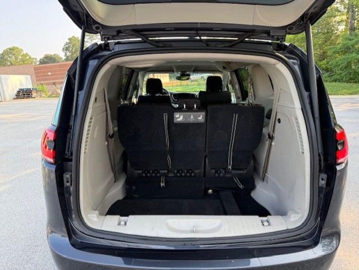 2021 CHRYSLER PACIFICA - Image 10