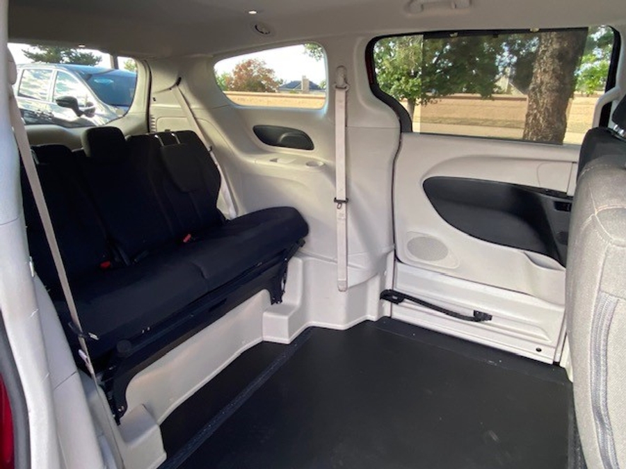Used 2018 Chrysler Pacifica Touring Plus - BraunAbility Side Entry Entry Fold Out Automatic Ramp