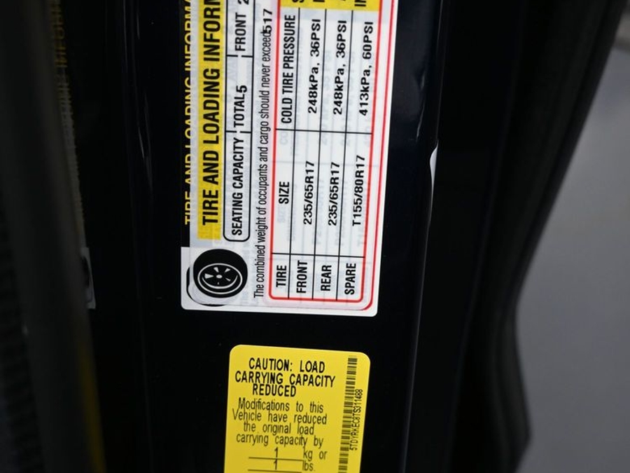 New 2026 Toyota Sienna Hybrid XLE Base - BraunAbility Side Entry Fold Out Automatic Ramp