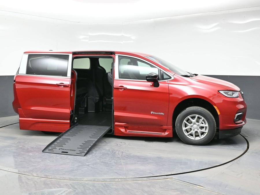 Red Chrysler Pacifica image number 7