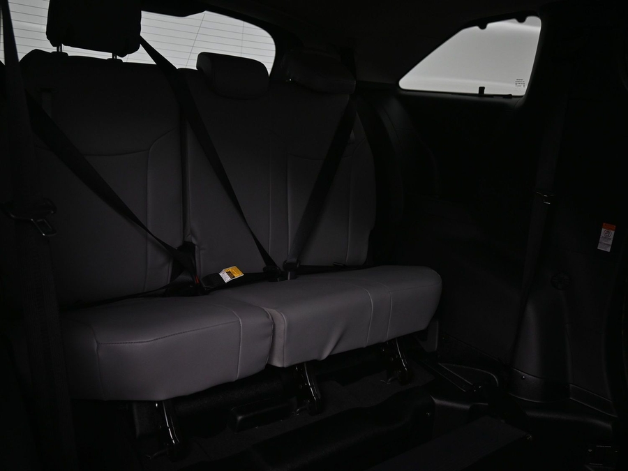 New 2026 Toyota Sienna Hybrid XLE Base - BraunAbility Side Entry Fold Out Automatic Ramp