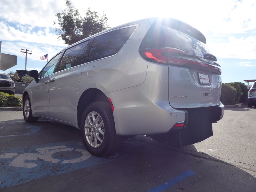 Used 2024 Chrysler Pacifica Touring - ATS Rear Entry Fold Out Manual Ramp