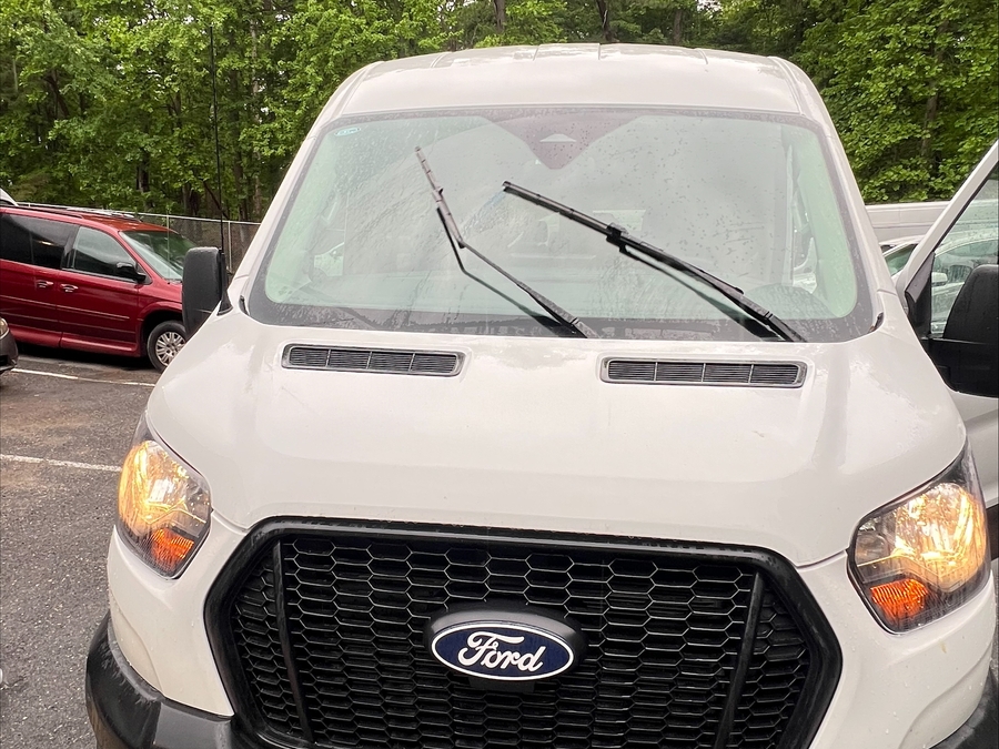 White Ford T350 with N/A N/A N/A ramp