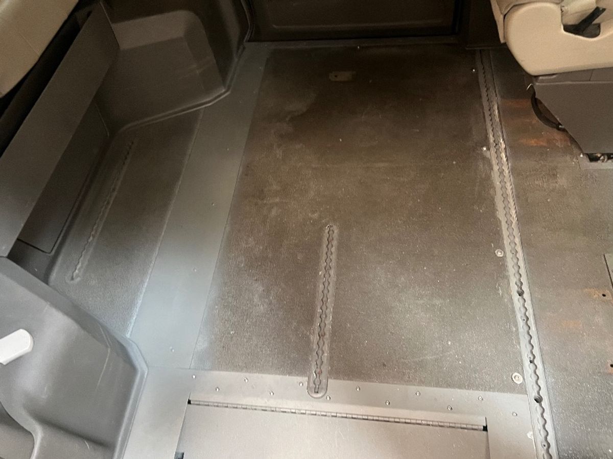 2019 TOYOTA SIENNA - Image 18