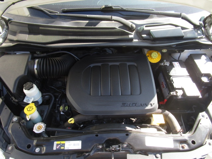 Used 2019 Dodge Grand Caravan SXT - OTH Rear Entry Entry Fold Out Manual Ramp