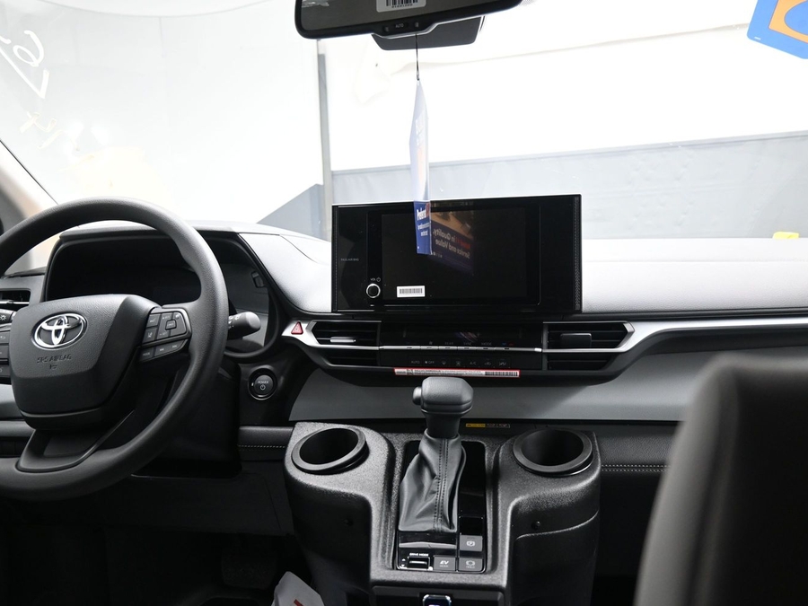 New 2026 Toyota Sienna Hybrid LE - BraunAbility Side Entry In Floor Automatic Ramp
