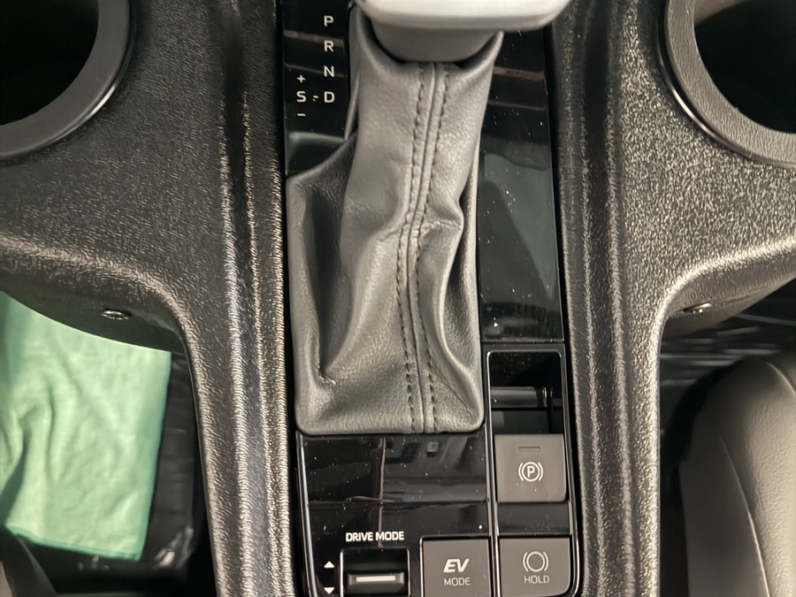 Imagen de la Toyota Sienna negra número 10
