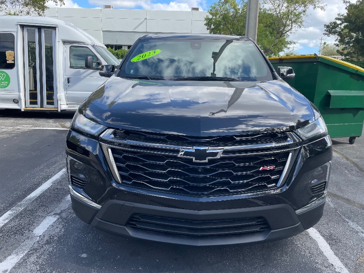 2023 CHEVROLET TRAVERSE - Image 3