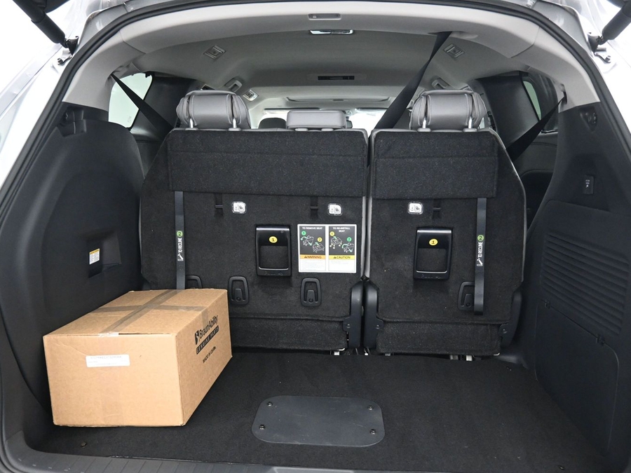 New 2026 Toyota Sienna Hybrid XLE Add - BraunAbility Side Entry Fold Out Automatic Ramp