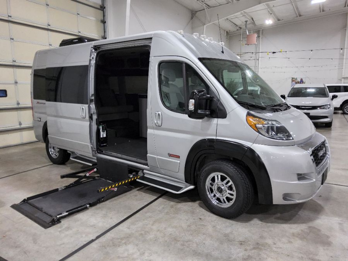 2020 RAM PROMASTER 2500 - Image 2