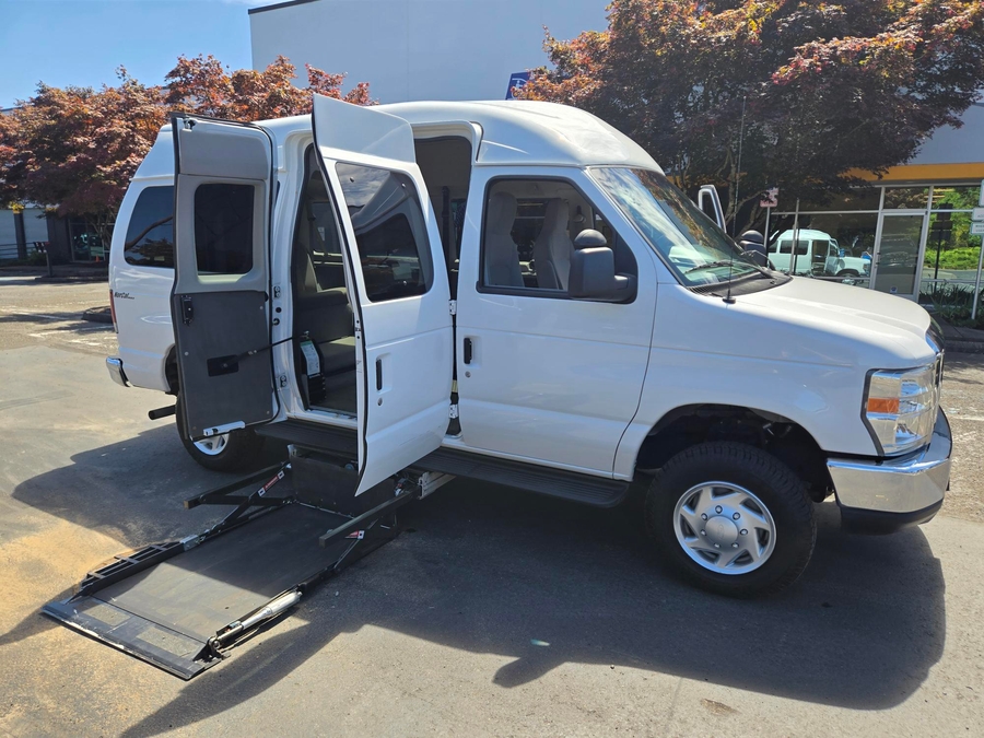 Used 2013 Ford Econoline E-350 SD XLT - OTH Side Entry Lift Automatic Ramp