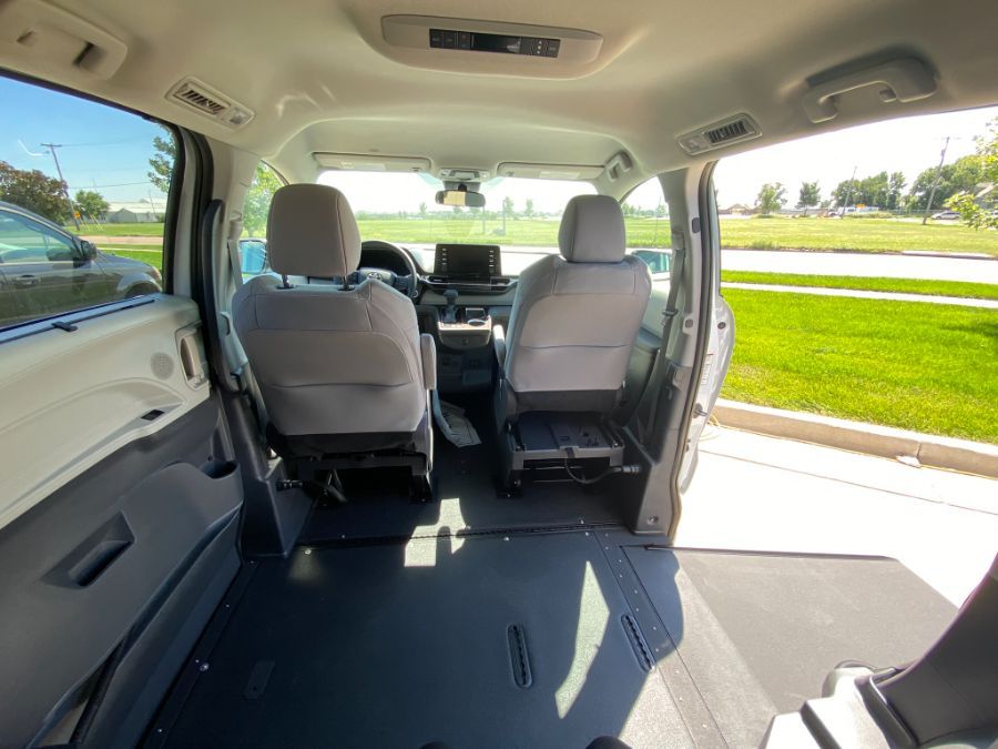 2022 TOYOTA SIENNA - Image 5