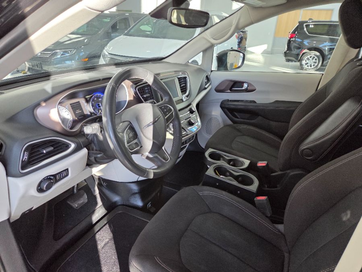 2023 CHRYSLER VOYAGER - Image 7