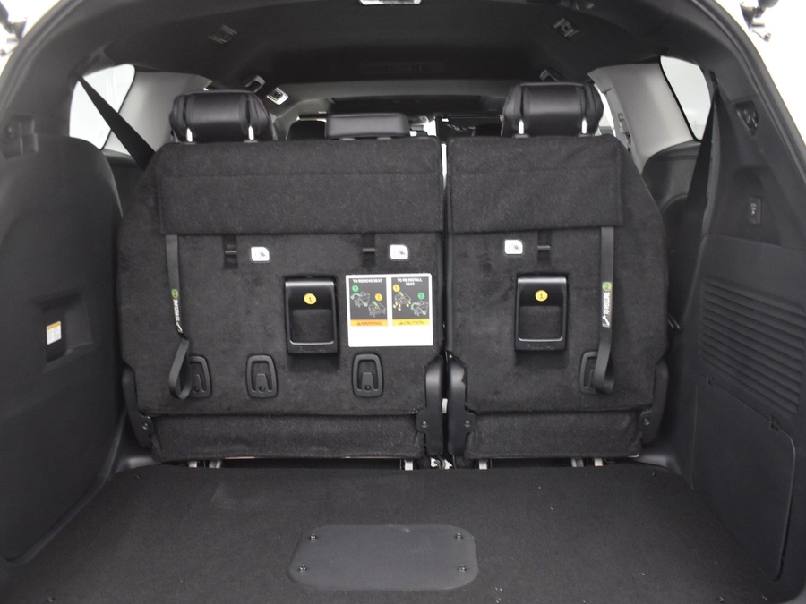 New 2025 Toyota Sienna Hybrid LE - BraunAbility Side Entry Entry Fold Out Automatic Ramp