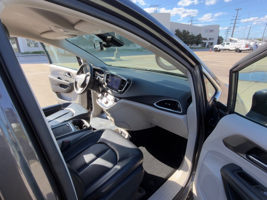 Used 2023 Chrysler Pacifica Touring L - FR Conversions Rear Entry Fold Out Manual Ramp