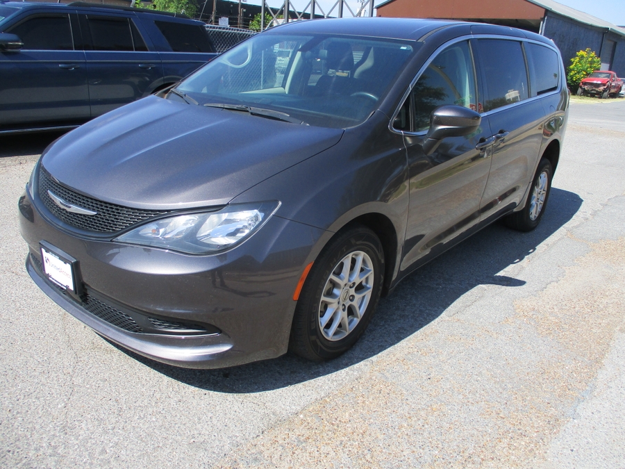 Used 2022 Chrysler Voyager LX - ATS Rear Entry Fold Out Manual Ramp
