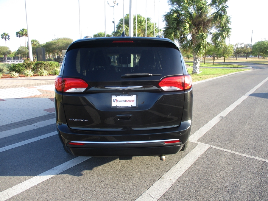 Used 2018 Chrysler Pacifica Touring L Plus - VMI Side Entry Entry In Floor Automatic Ramp