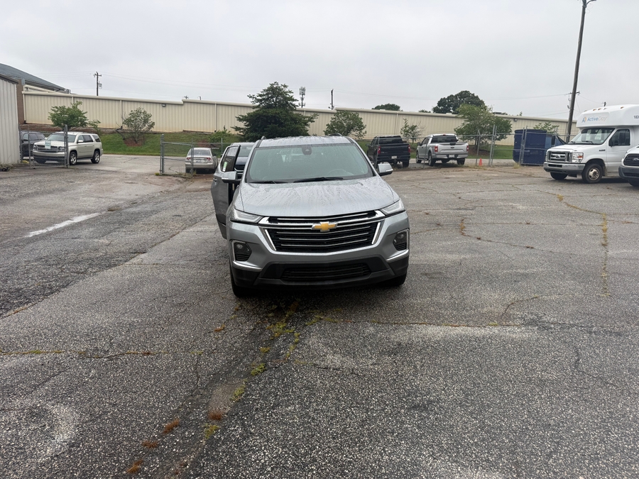 Grey Chevrolet Traverse image number 7