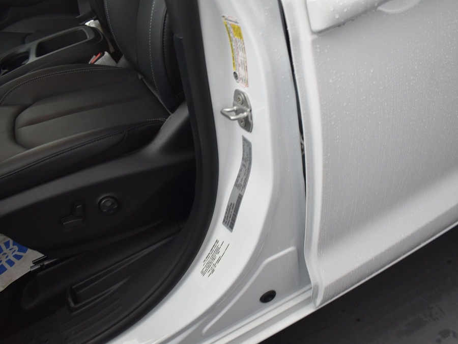 New 2025 Chrysler Voyager LX - BraunAbility Rear Entry Entry Fold Out Manual Ramp