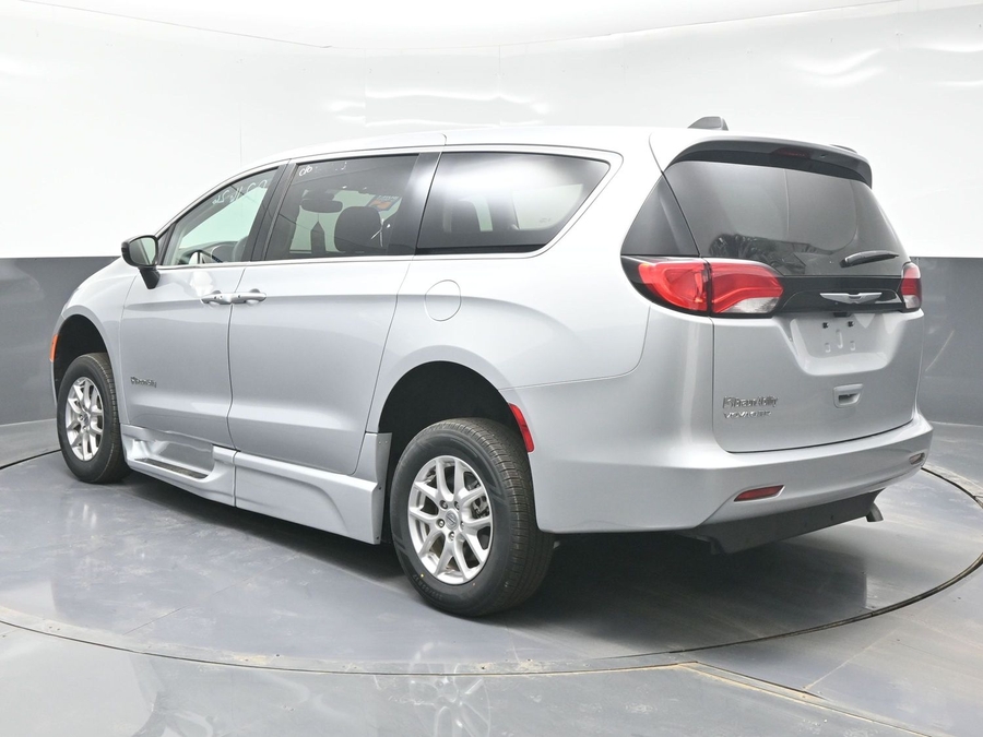 Used 2024 Chrysler Voyager LX - BraunAbility Side Entry Entry In Floor Automatic Ramp