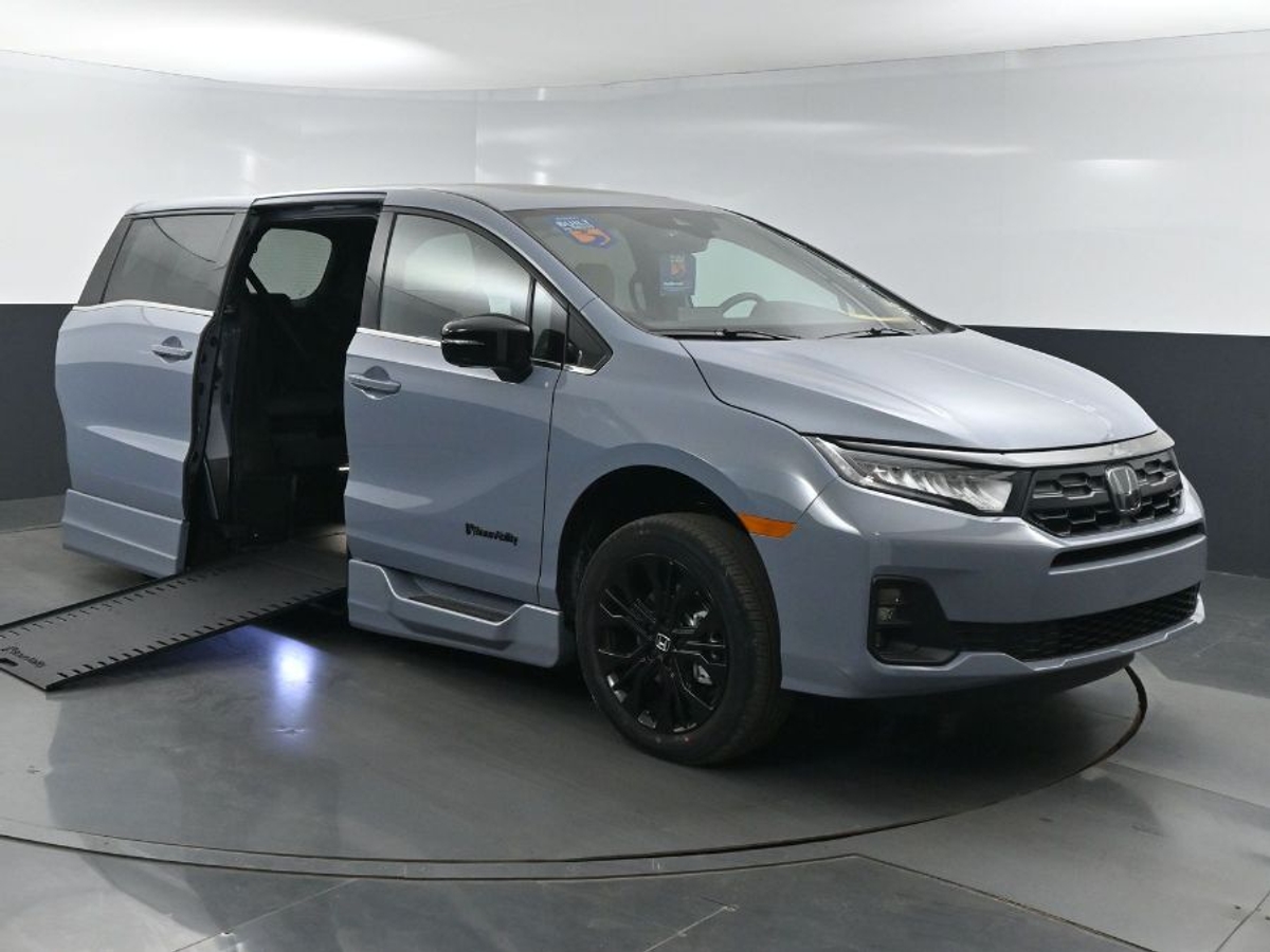 2025 Honda Odyssey Sport L's photo