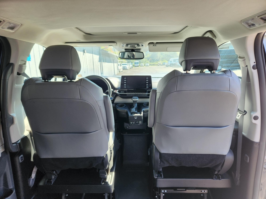 Used 2023 Toyota Sienna Hybrid XLE - BraunAbility Side Entry In Floor Automatic Ramp