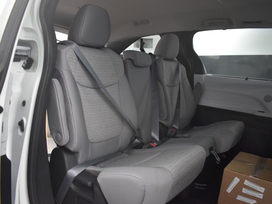New 2025 Toyota Sienna Hybrid LE - BraunAbility Commercial Rear Entry Entry Fold Out Manual Ramp
