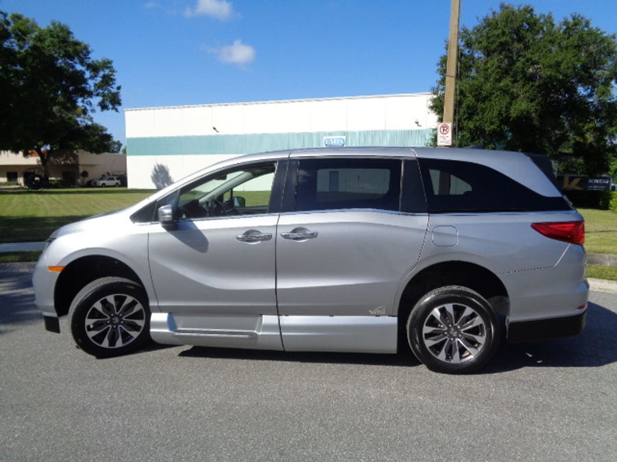 Used 2022 Honda Odyssey EX-L - VMI Side Entry Entry In Floor Automatic Ramp