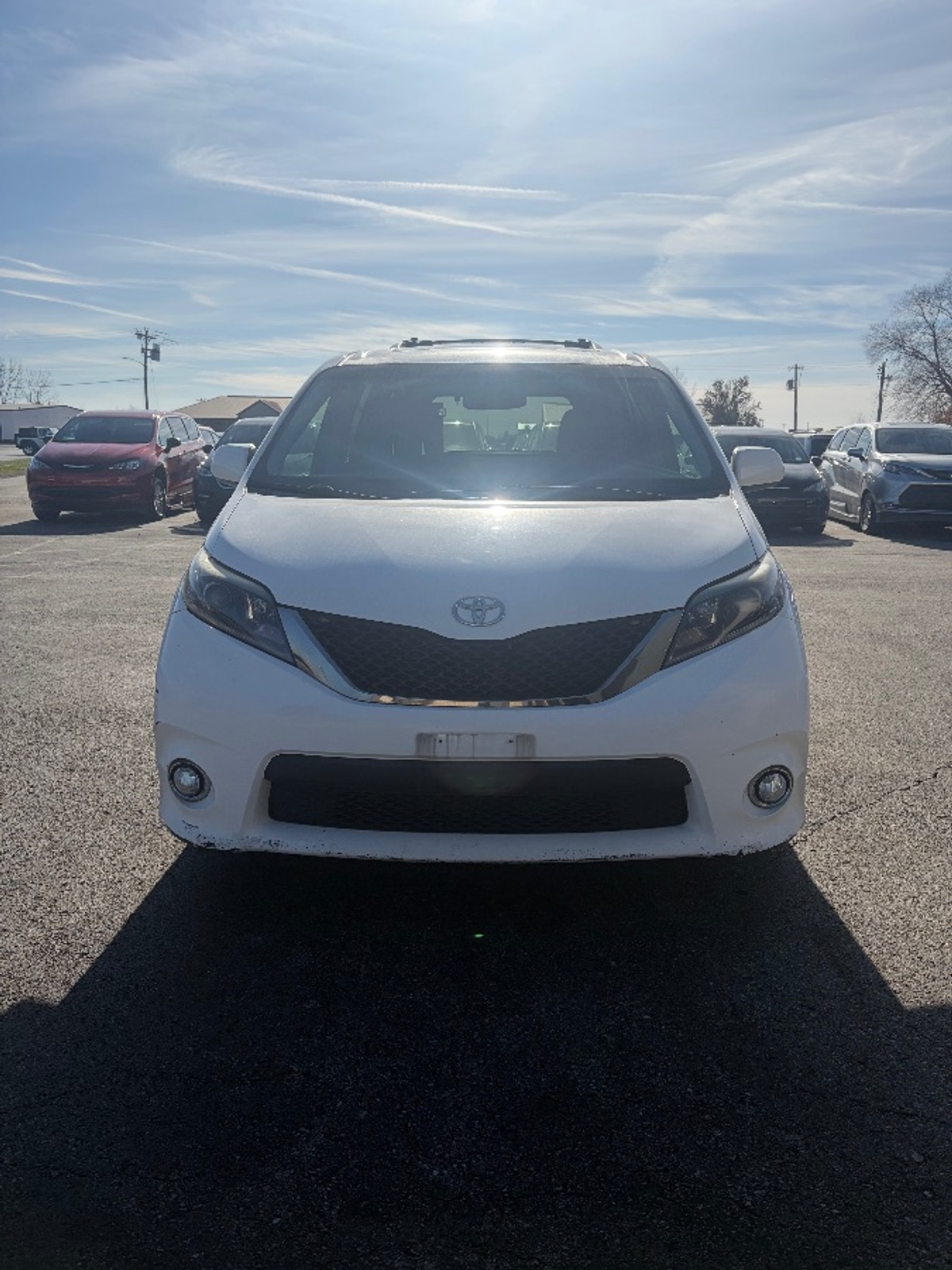 2015 TOYOTA SIENNA - Image 2