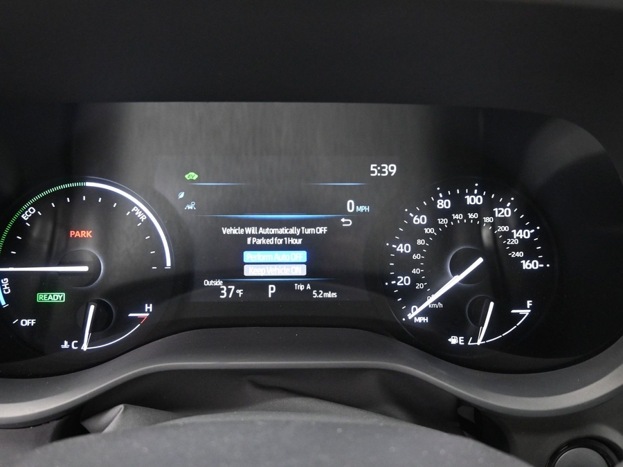 Black Toyota Sienna image number 15