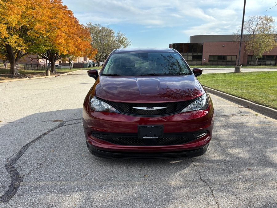 Used 2023 Chrysler Voyager LX - BraunAbility Side Entry Entry Fold Out Automatic Ramp