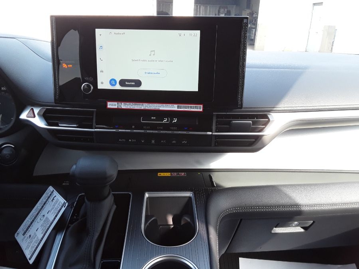 2025 TOYOTA SIENNA - Image 12