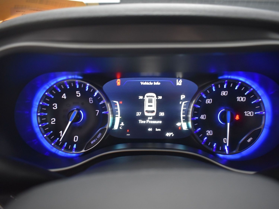 New 2025 Chrysler Pacifica Select Plus - BraunAbility Side Entry Entry Fold Out Automatic Ramp