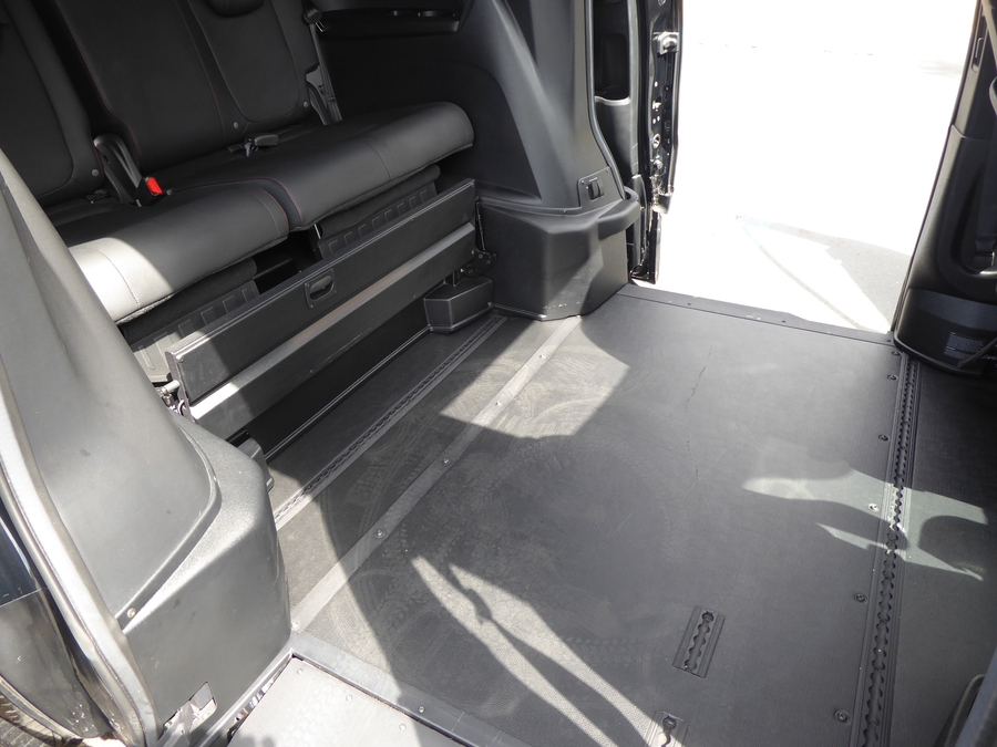 Used 2024 Honda Odyssey Sport - BraunAbility Side Entry In Floor Automatic Ramp